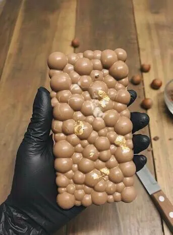 Milk Chocolate (Bubble)